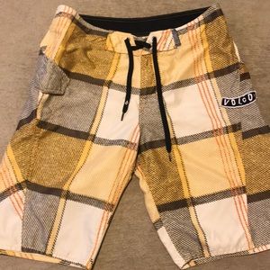 💥Volcom board shorts 🖤